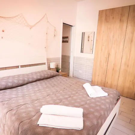 Apartman Holidayhouse - Libeccio Lido di Ostia