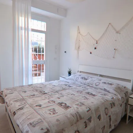 Ostia Beach Apartment - Libeccio Appartement